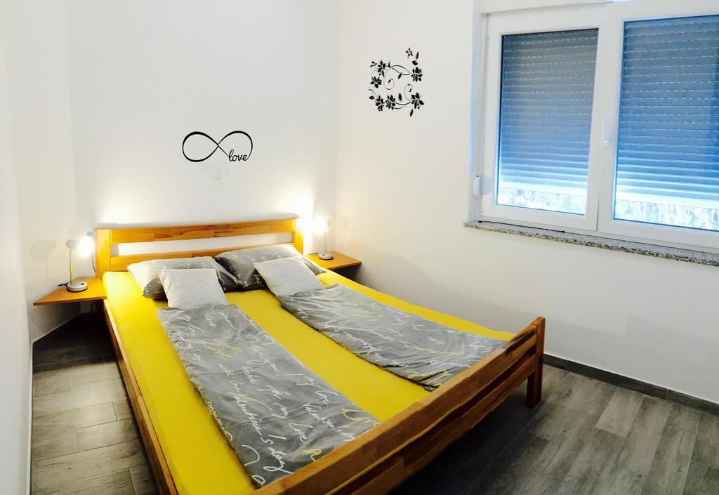 Apartment Dvorska Цриквениця Екстер'єр фото