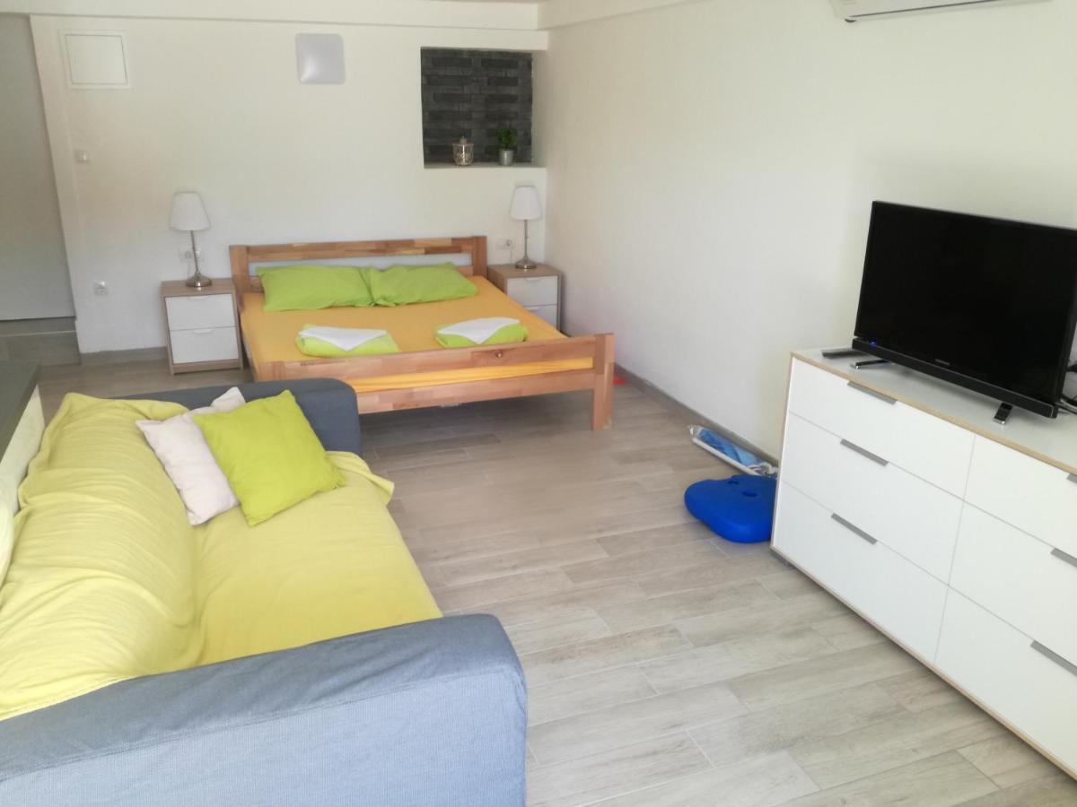 Apartment Dvorska Цриквениця Екстер'єр фото